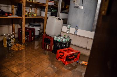 Rems-Murr Kreis: Keller und Strassen nach Starkregen voll gelaufen - Feuerwehr im Dauereinsatz